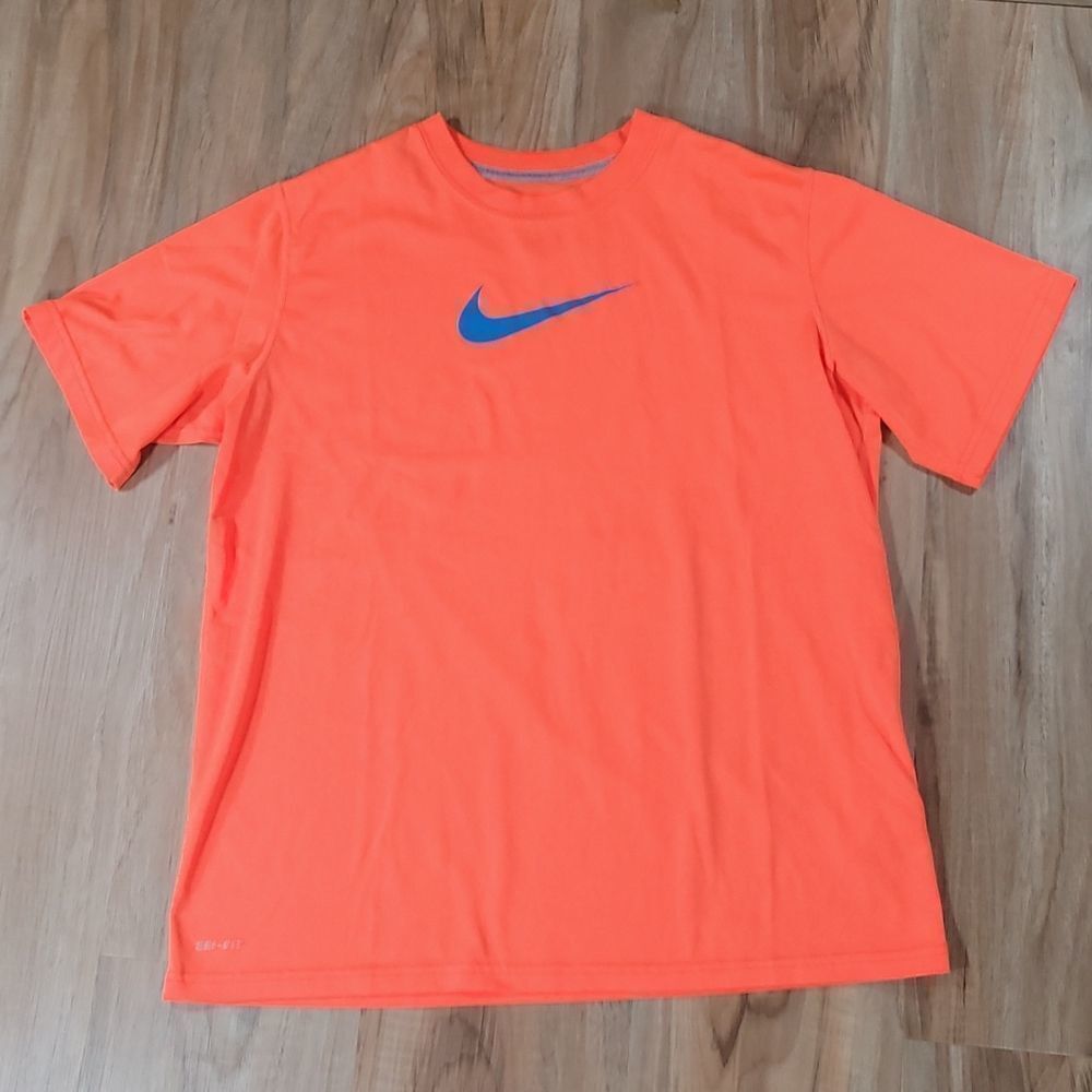 🔹️Nike Neon Orange & Blue Athletic Short Sleeve Top Youth XLarge